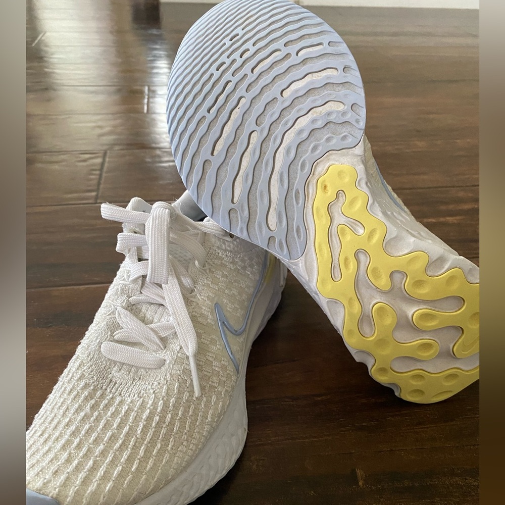 Sneakers Nike for women size 6.5